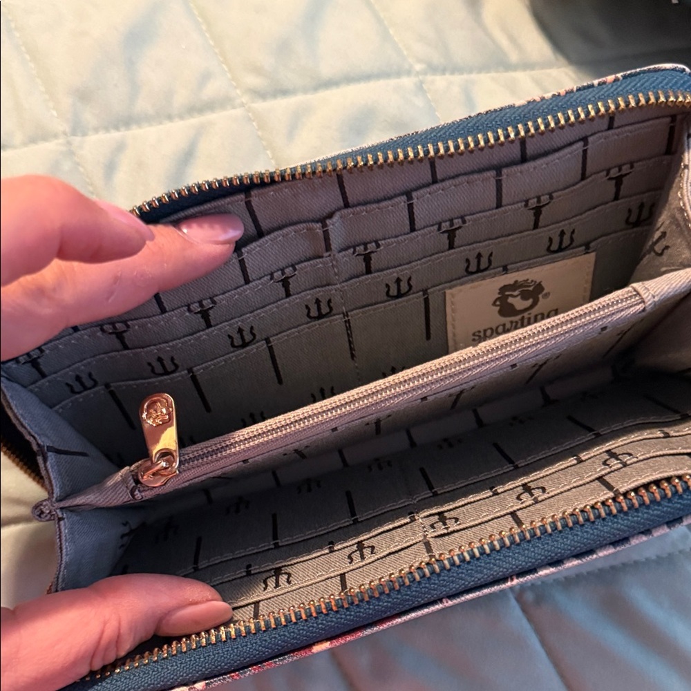 Navy Blue Patterned Tote and Wallet Set - Picture 3 of 4